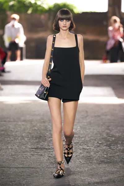 Look 1